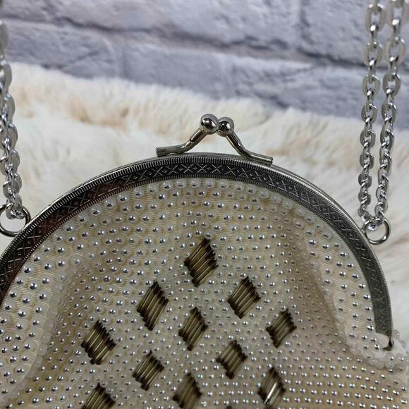Vintage Ivory Beaded Evening‎ Bag Kiss Lock from Safram - Picture 3 of 7